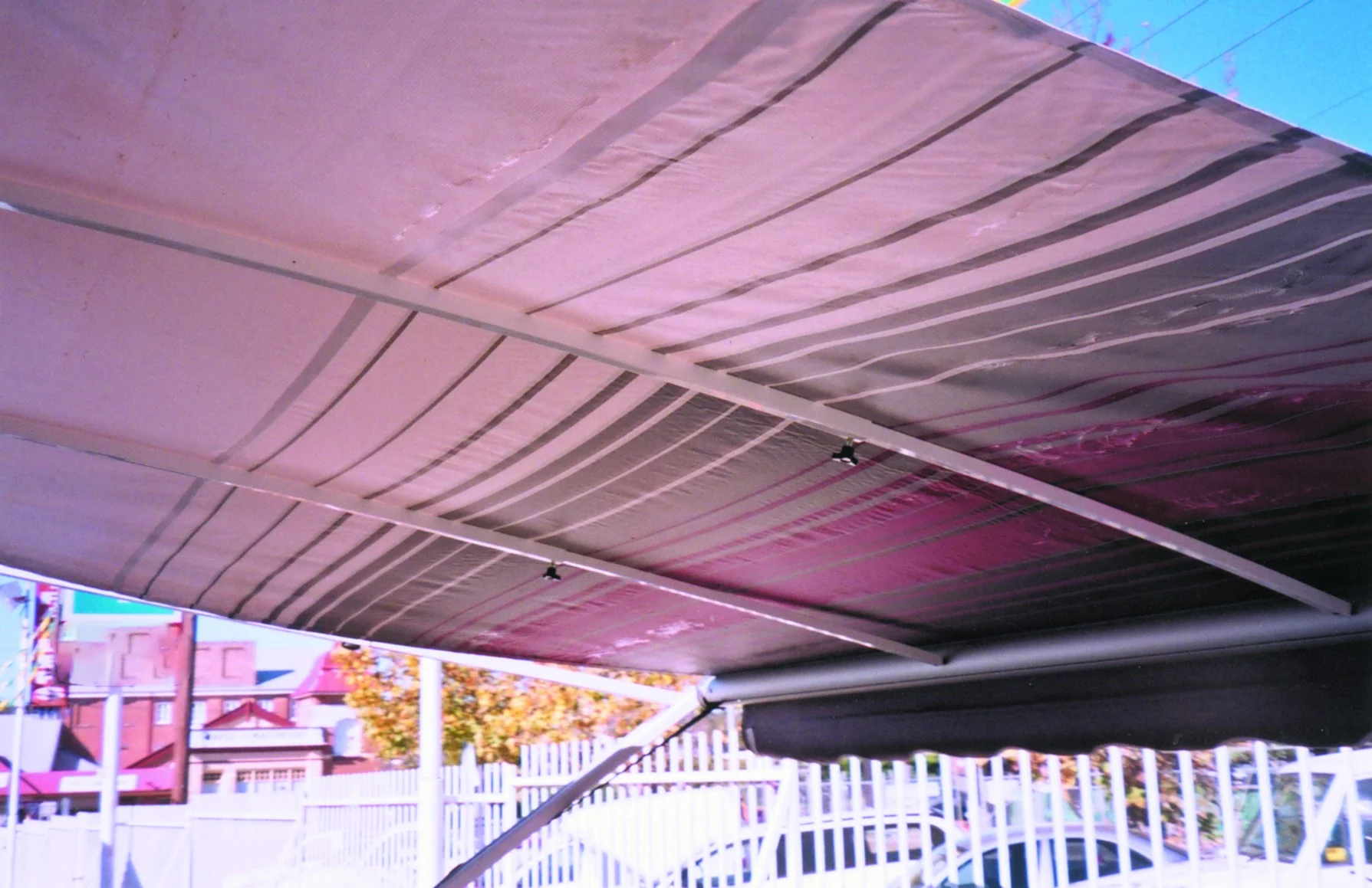 Black Curved Roof Rafter - Slight Curve - Image 3